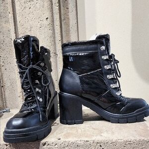 NWOB Marc Fisher LTD Mlvaina Block Heel Snow Booties Size 9